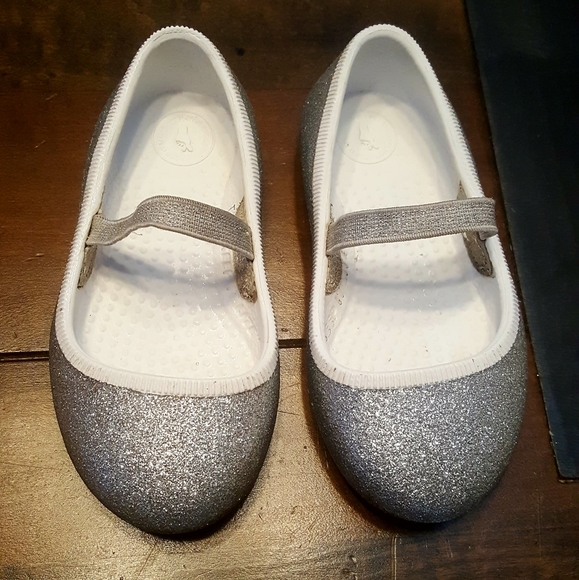 Silver Sparkle Ballet Natives - Picture 3 of 3